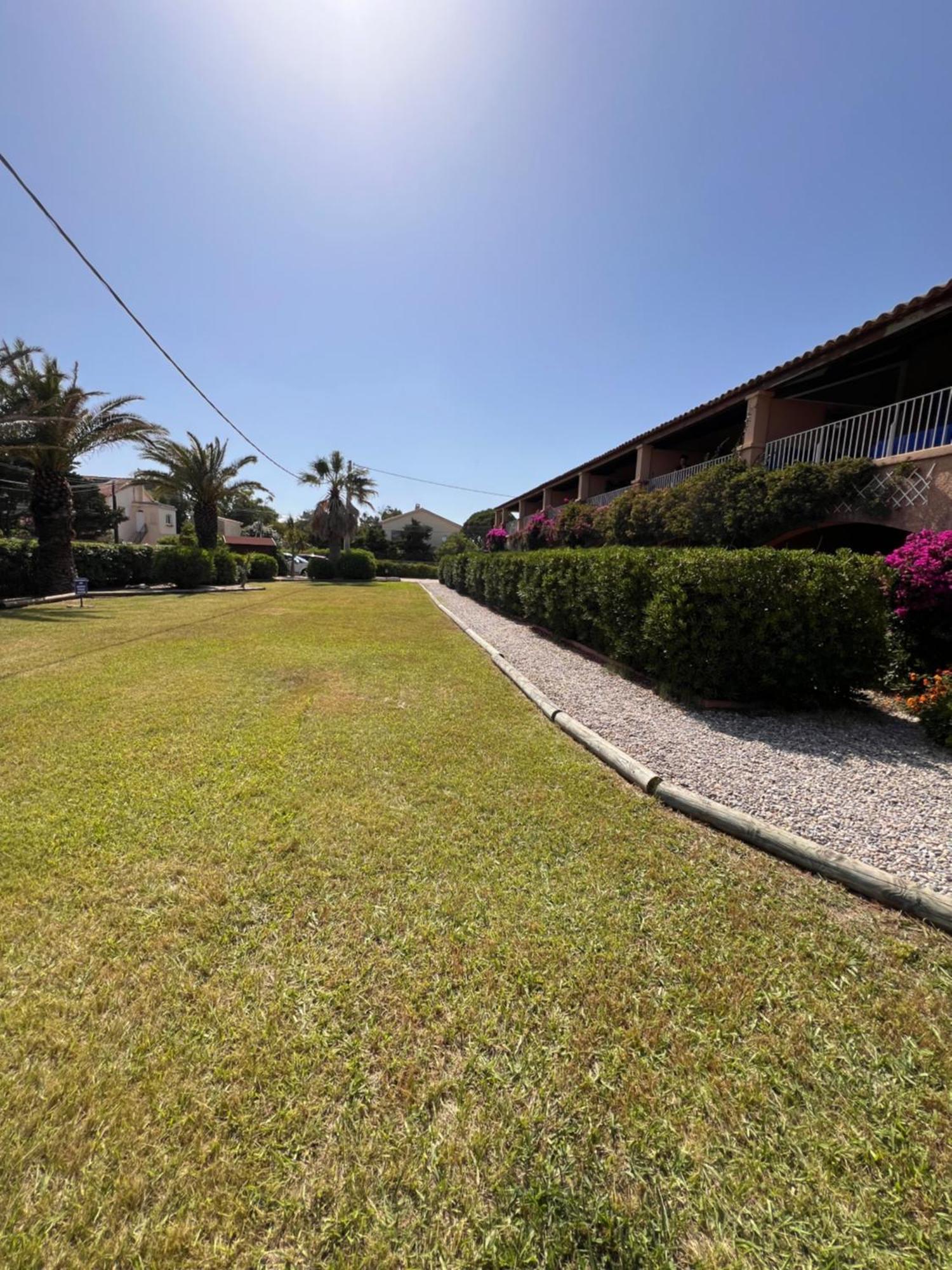 La Bergerie Hyères Exterior foto